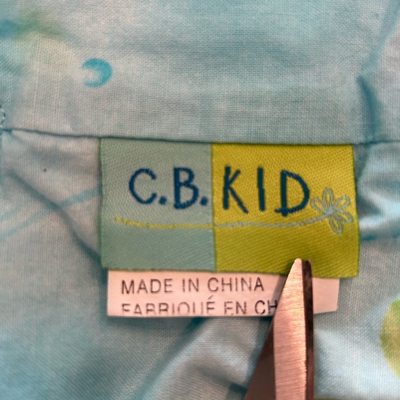 Blue and Yellow Leaf Print Romper Set with Matching Bucket Hat. Size 12 months - Picture 6 of 9